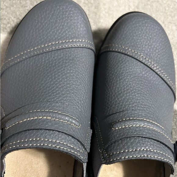 LAZYPOP Gray Classic Comfort Leather Loafers Women's Size 9.5 - Picture 11 of 14